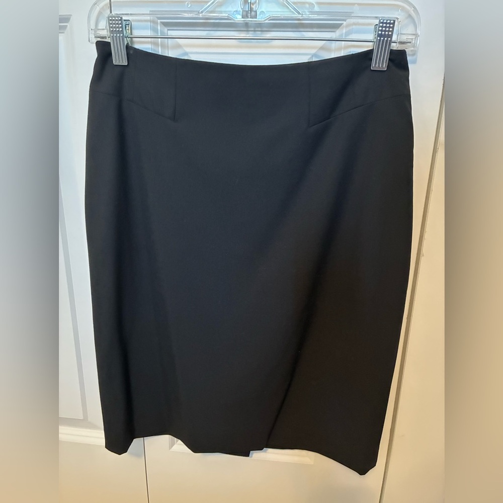 The Limited Classic Black Pencil Skirt